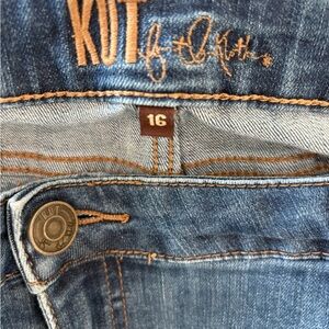 Boyfriend Jean - Great condition, straight leg, mid rise